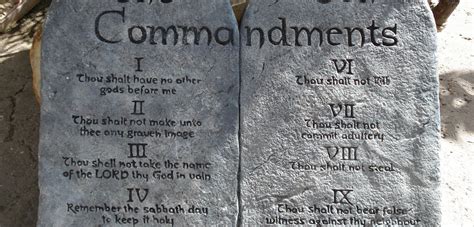 how were the ten commandments written